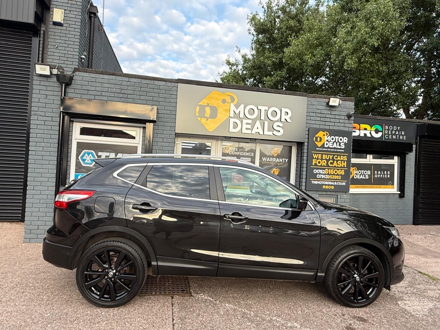 Used Nissan Qashqai 2015 for sale - 76585515: Photo 7