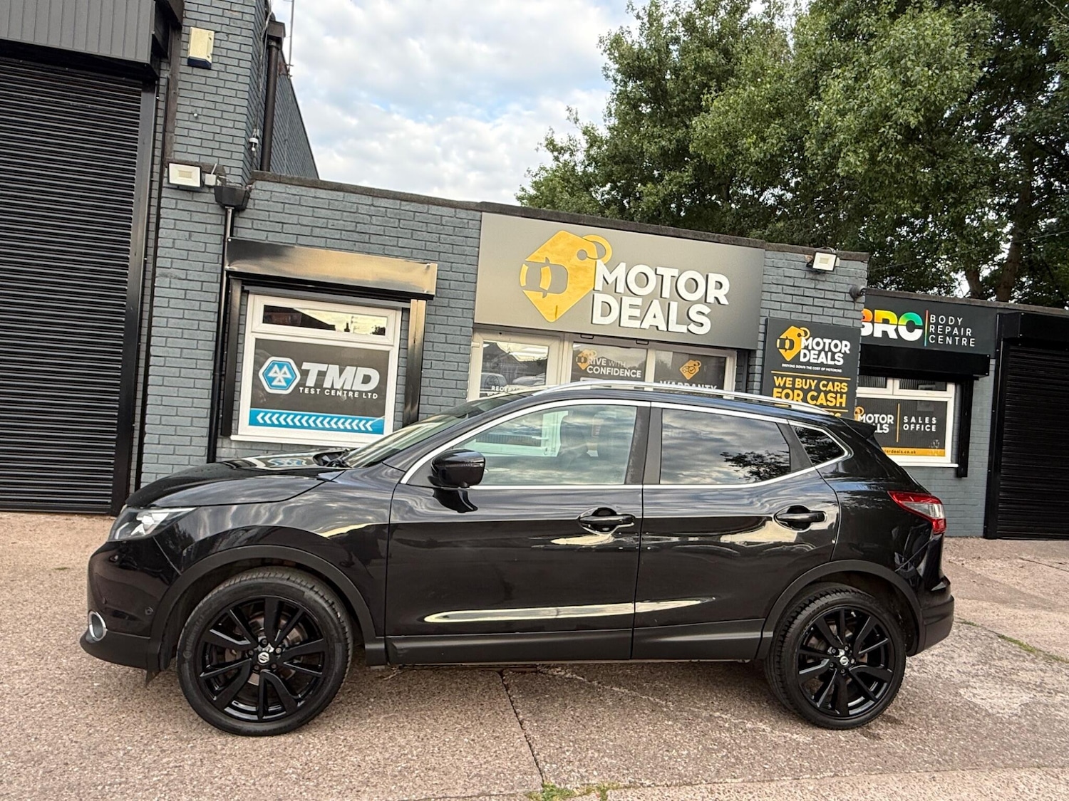 Used Nissan Qashqai 2015 for sale - 76585515: Photo 8