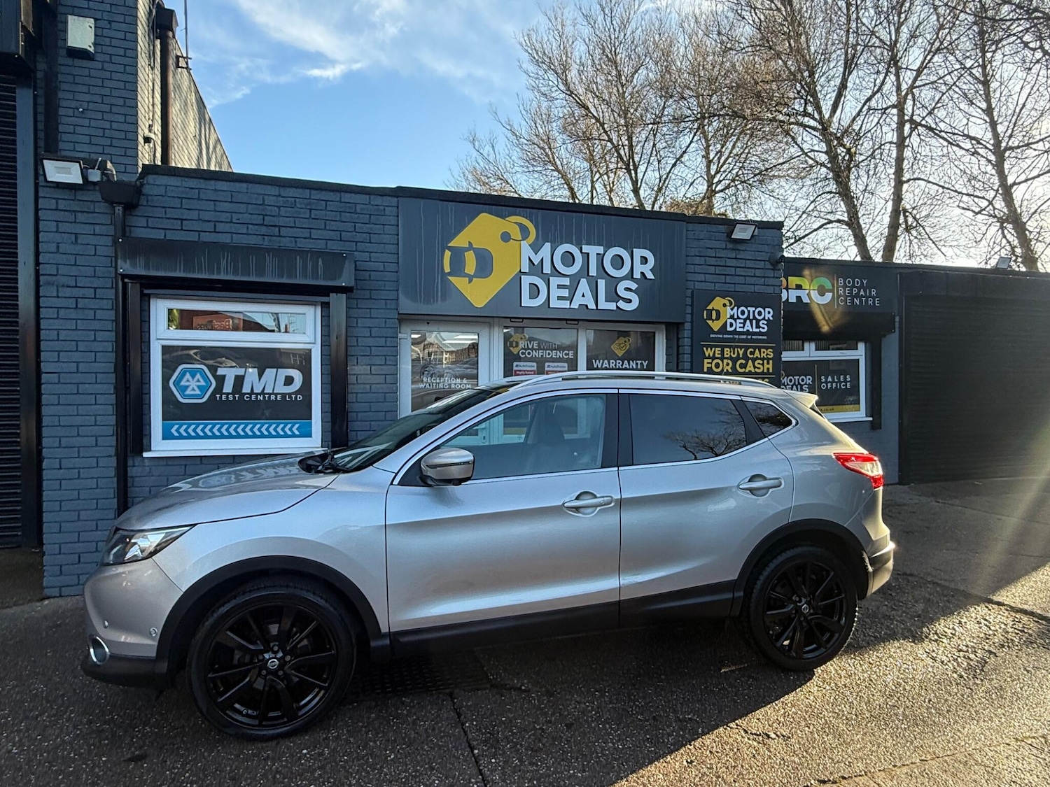 Used Nissan Qashqai 2015 for sale - 77101737: Photo 3