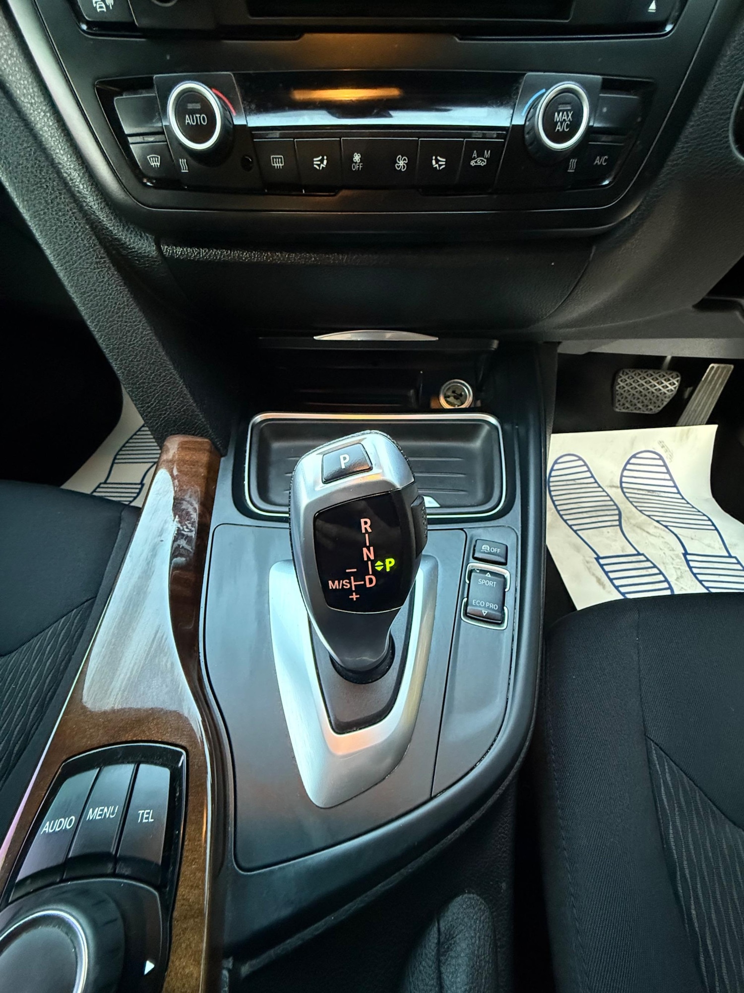 Vehicle 28