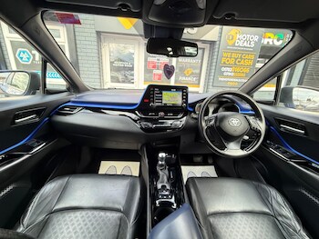 Used Toyota C-HR 2020 for sale - 78318866: Photo