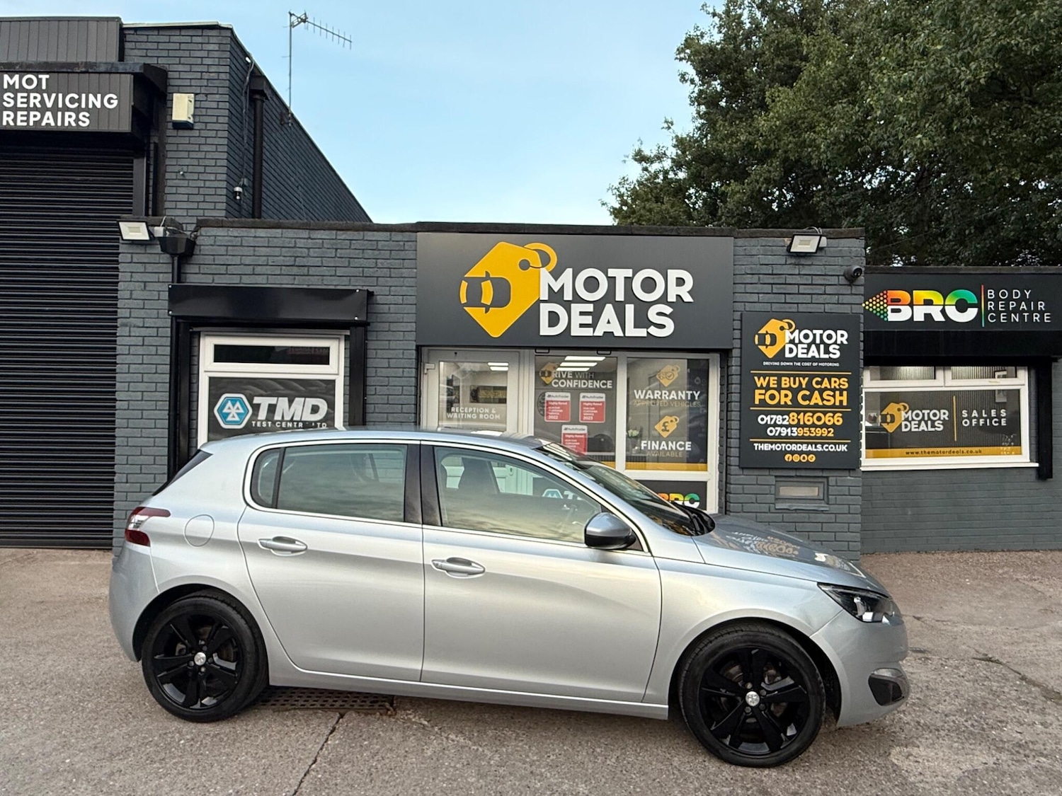 Used Peugeot 308 2017 for sale - 77202699: Photo 5