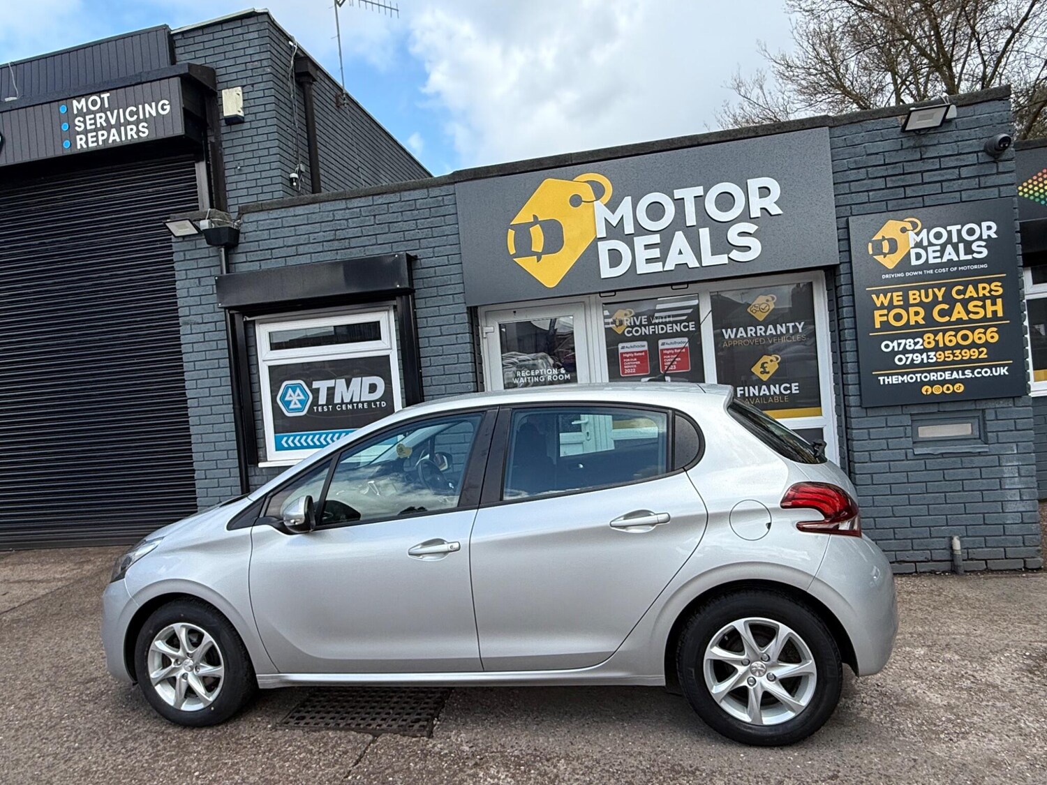 Used Peugeot 208 for sale - 78057733: Photo 11