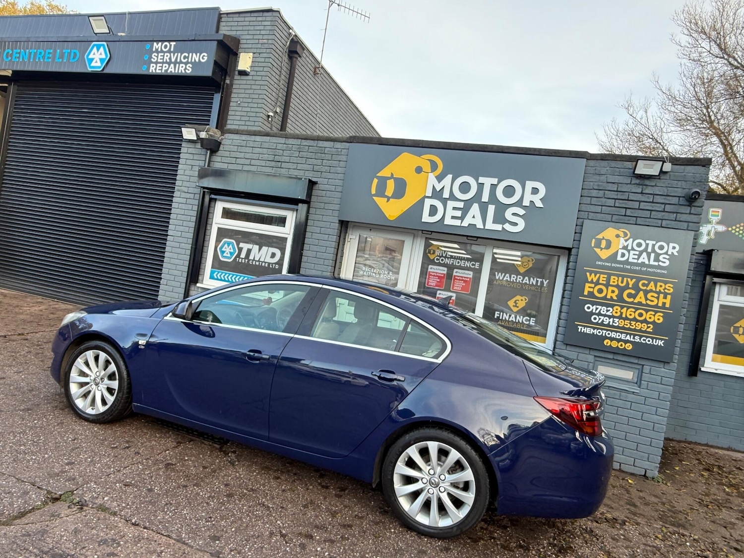 Used Vauxhall Insignia 2014 for sale - 76573731: Photo 10