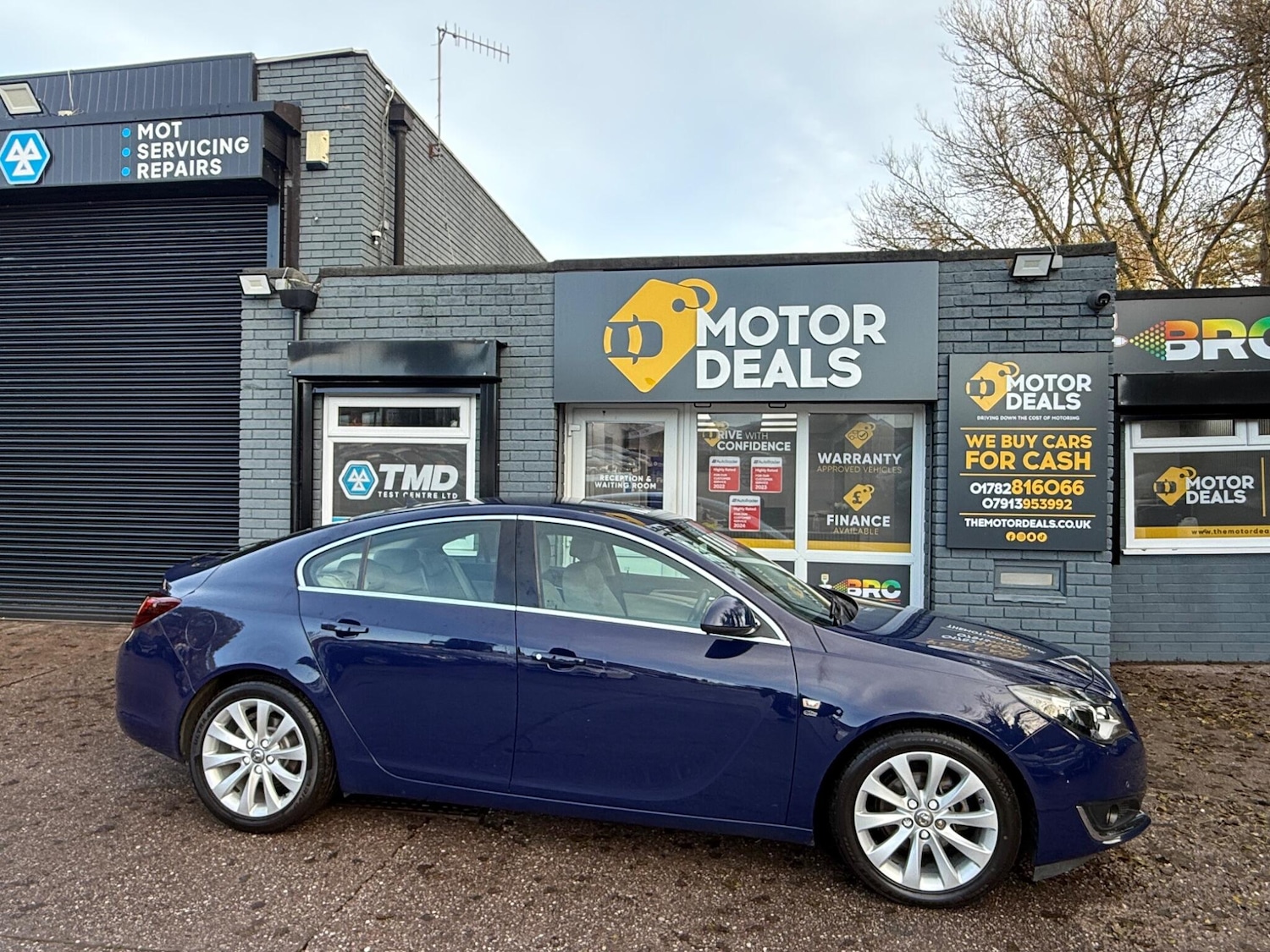 Used Vauxhall Insignia 2014 for sale - 76573731: Photo 5