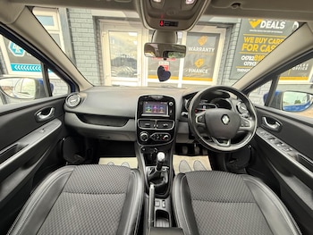 Used Renault Clio 2018 for sale - 79121769: Photo