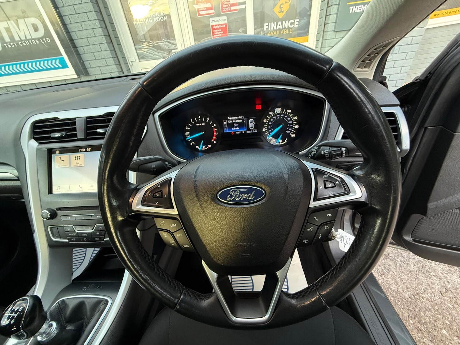 Used Ford Mondeo 2017 for sale - 76988982: Photo 24