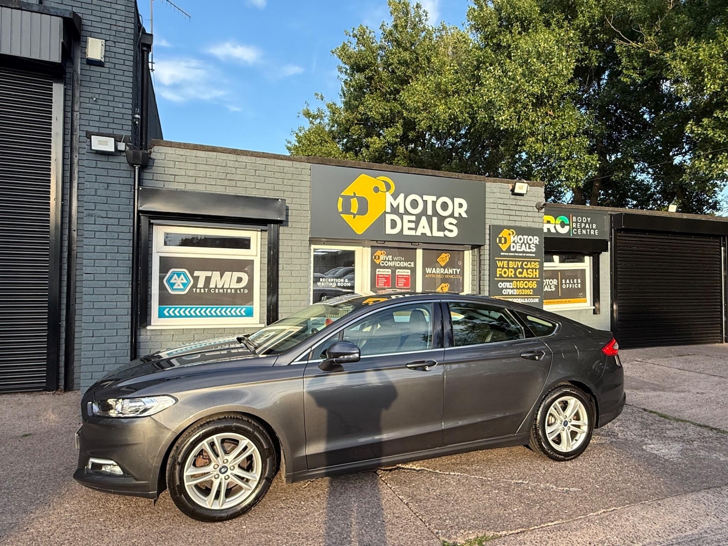 Used Ford Mondeo 2017 for sale - 76988982: Photo 3