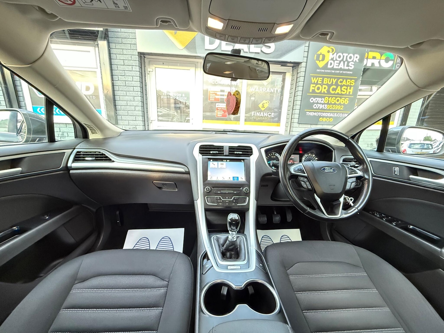 Used Ford Mondeo 2017 for sale - 76988982: Photo 4