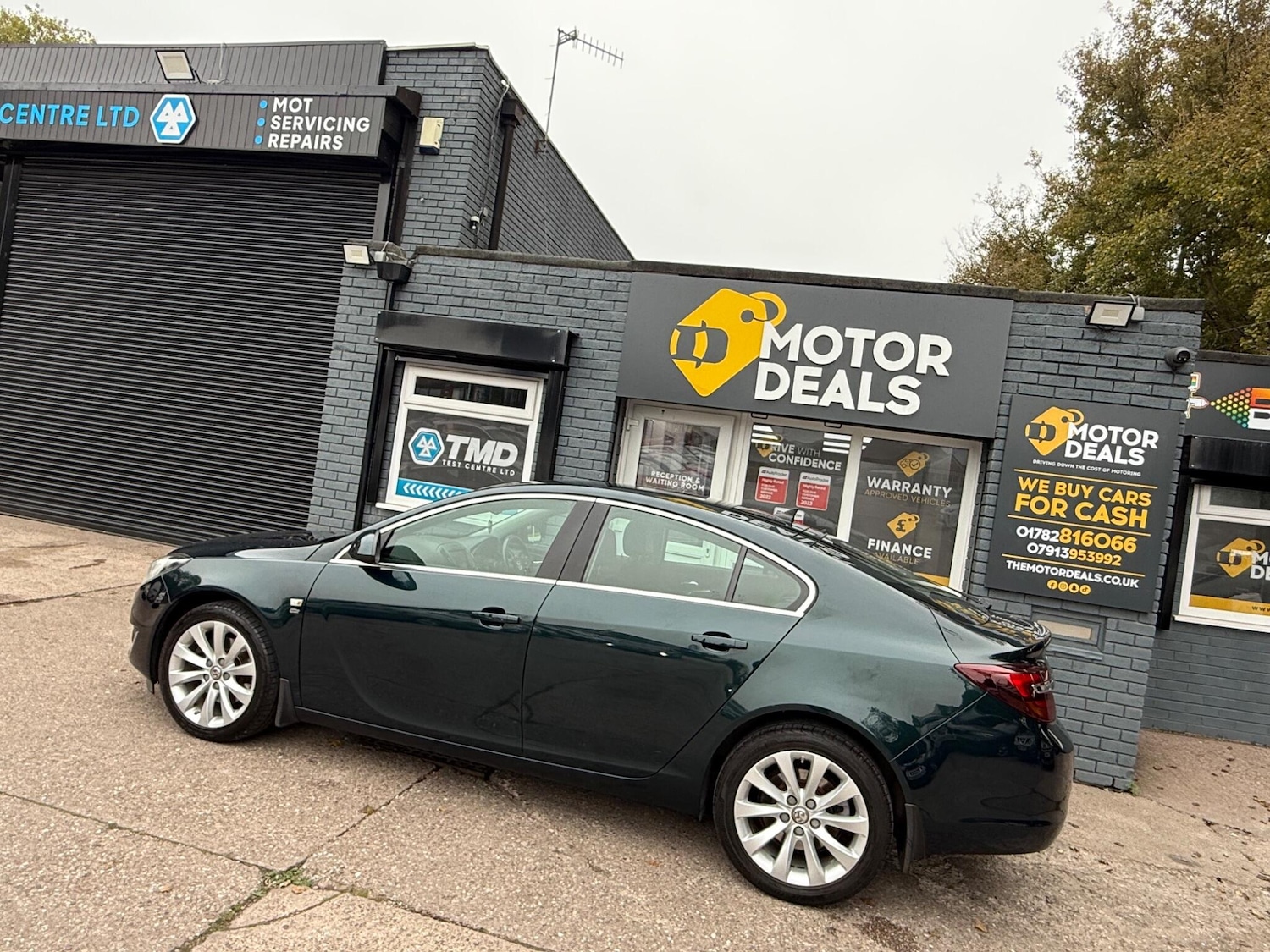 Used Vauxhall Insignia 2014 for sale - 76361406: Photo 10