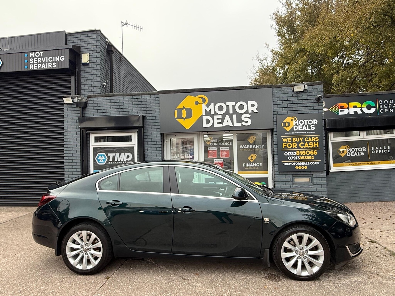 Used Vauxhall Insignia 2014 for sale - 76361406: Photo 5