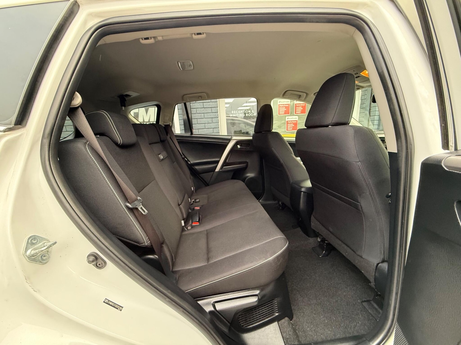 Used Toyota RAV4 2017 for sale - 77291156: Photo 21