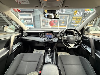 Used Toyota RAV4 2017 for sale - 77291156: Photo