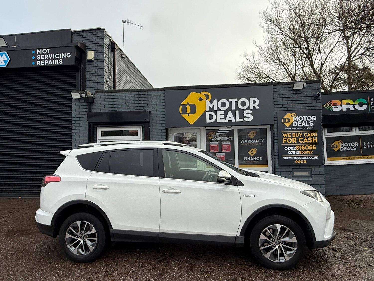 Used Toyota RAV4 2017 for sale - 77291156: Photo 5