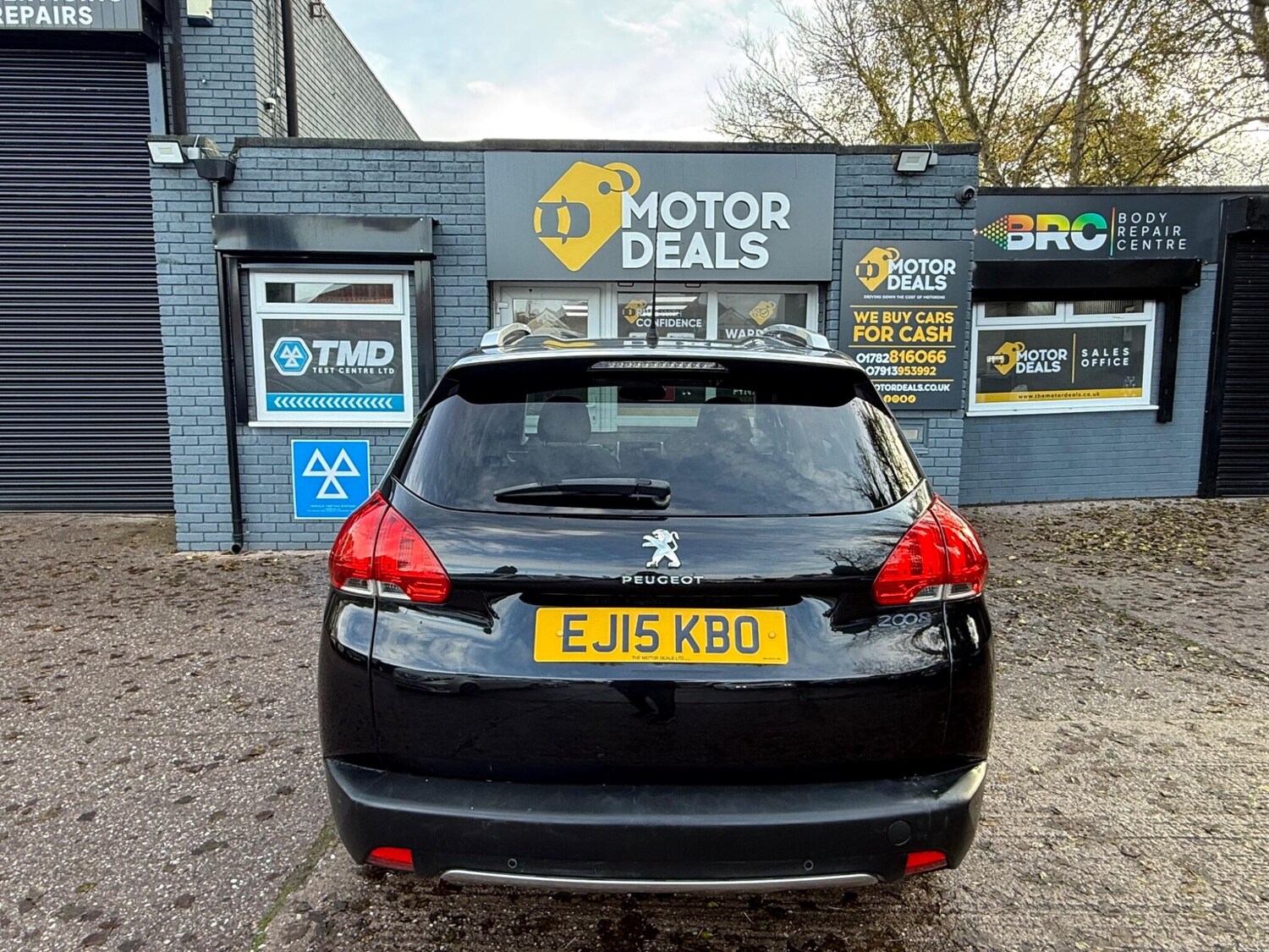 Used Peugeot 2008 2015 for sale - 77377441: Photo 11