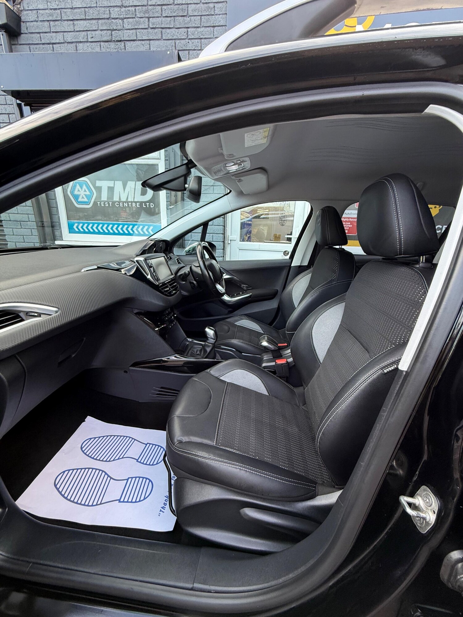 Used Peugeot 2008 2015 for sale - 77377441: Photo 17