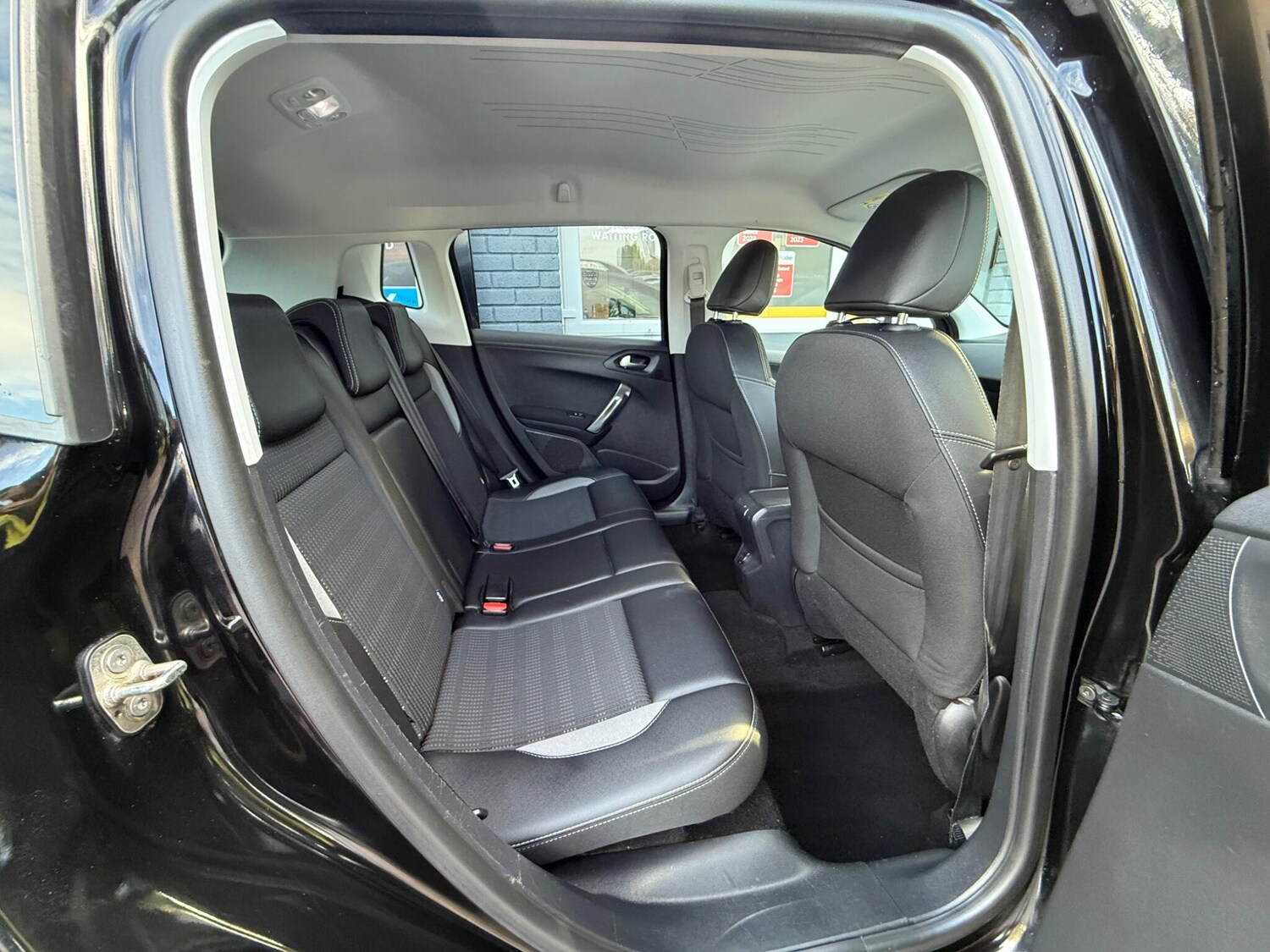 Used Peugeot 2008 2015 for sale - 77377441: Photo 20