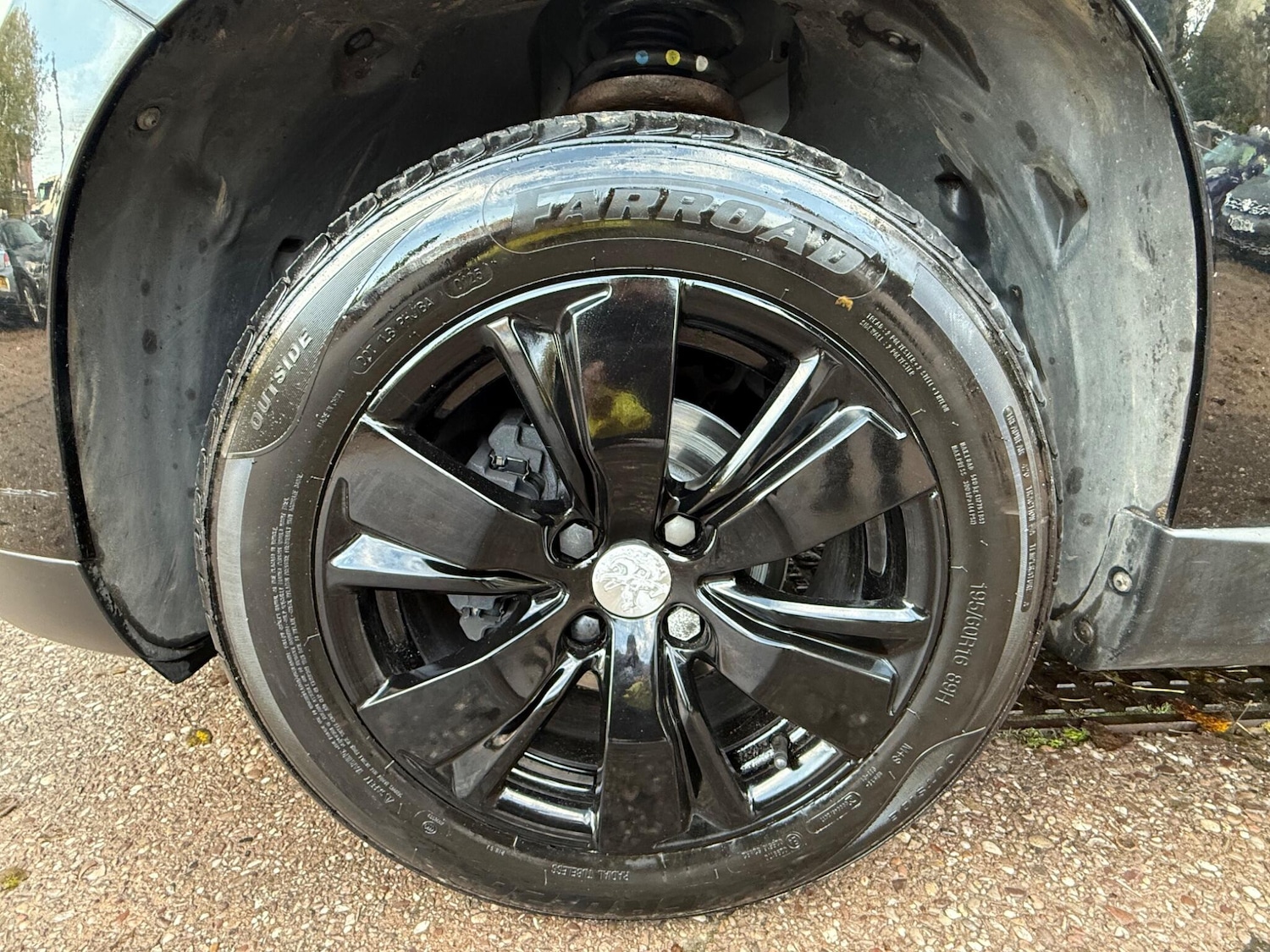 Used Peugeot 2008 2015 for sale - 77377441: Photo 29