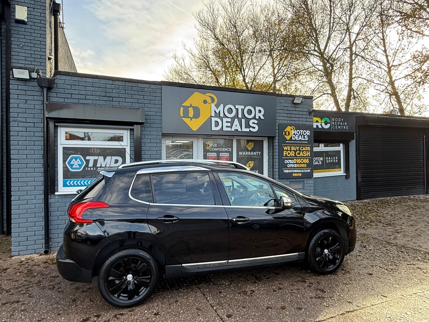 Used Peugeot 2008 2015 for sale - 77377441: Photo 6