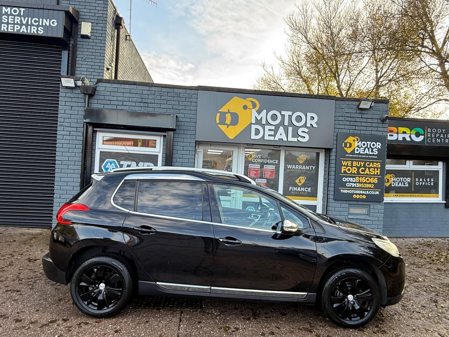 Used Peugeot 2008 2015 for sale - 77377441: Photo 8