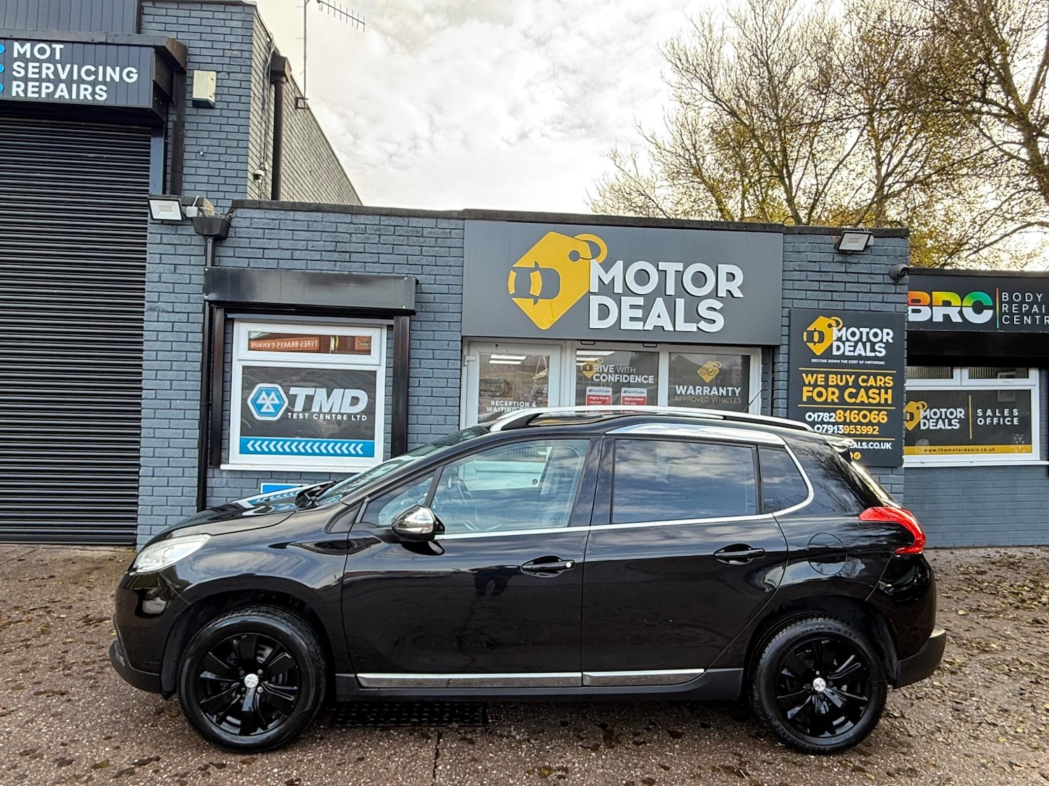 Used Peugeot 2008 2015 for sale - 77377441: Photo 9