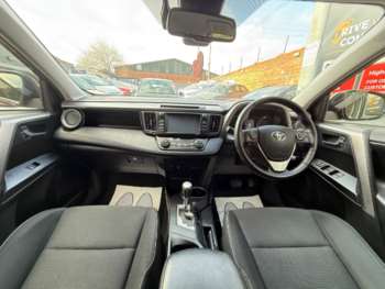 Used Toyota RAV4 2018 for sale - 74799371: Photo
