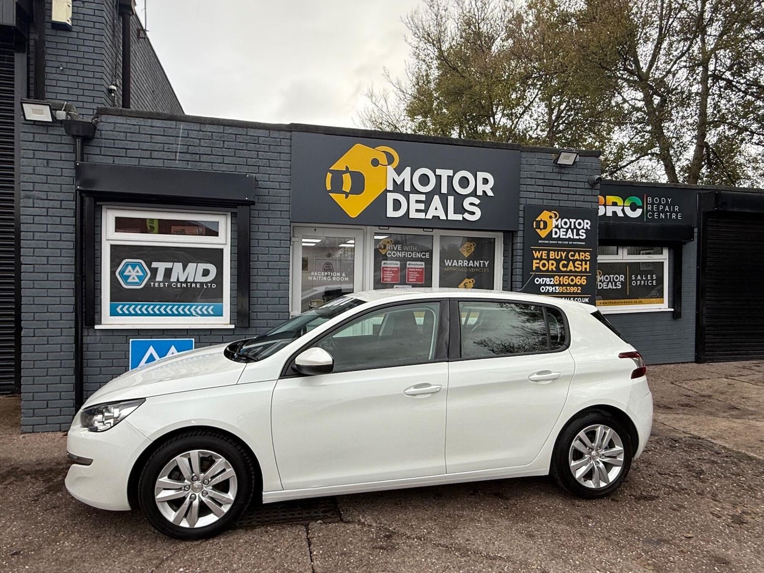 Used Peugeot 308 2017 for sale - 77101968: Photo 6