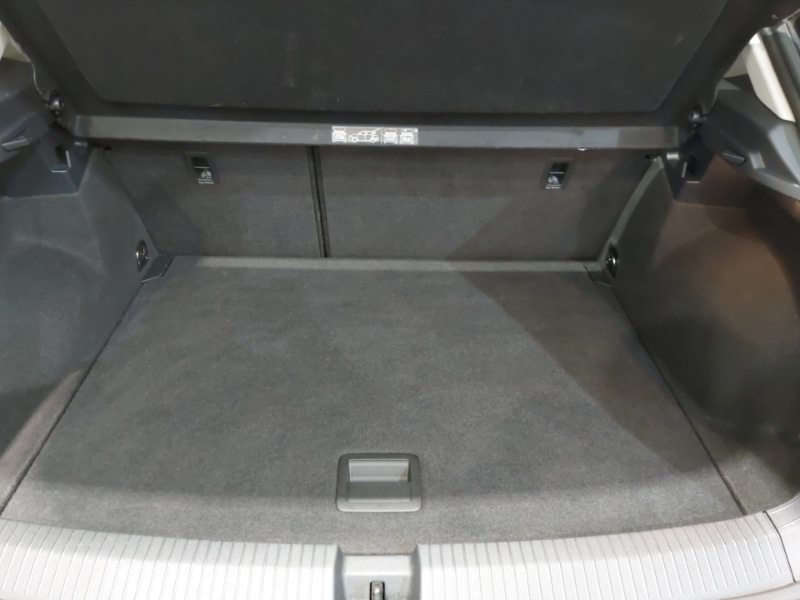 Used Volkswagen T-Roc 2020 for sale - 77816847: Photo 8