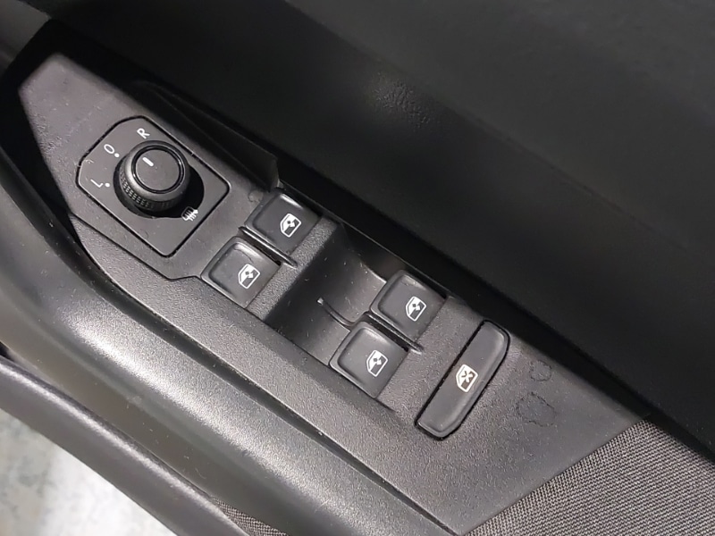 Used Volkswagen Polo 2020 for sale - 77338140: Photo 14