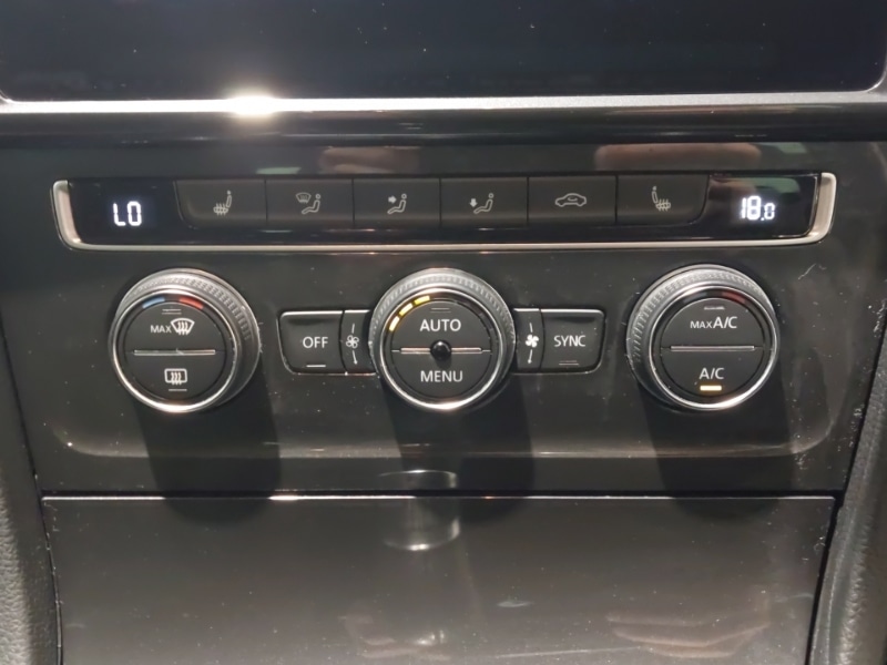 Used Volkswagen Golf 2019 for sale - 77329959: Photo 14