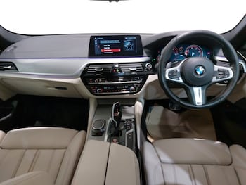 Used BMW 5 Series 2017 for sale - 77213888: Photo