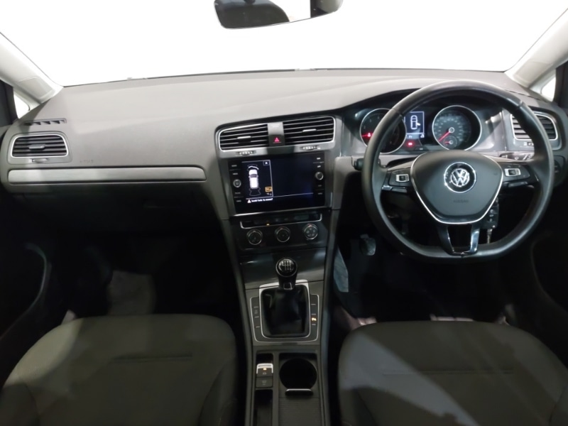 Used Volkswagen Golf 2018 for sale - 77004828: Photo 2