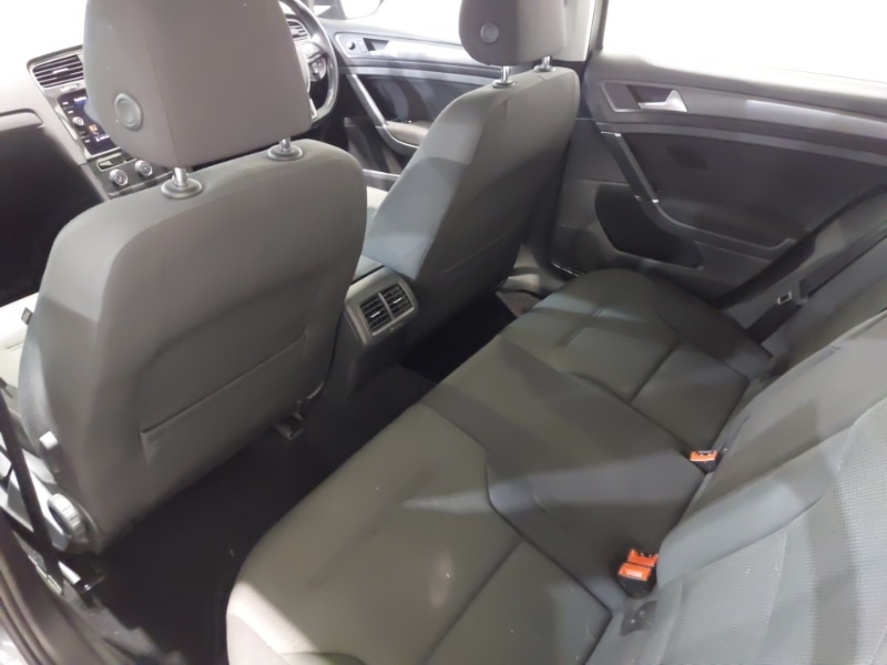 Used Volkswagen Golf 2018 for sale - 77004828: Photo 6
