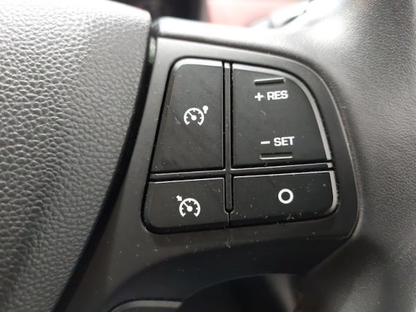 Used Hyundai i10 2017 for sale - 75686872: Photo 13