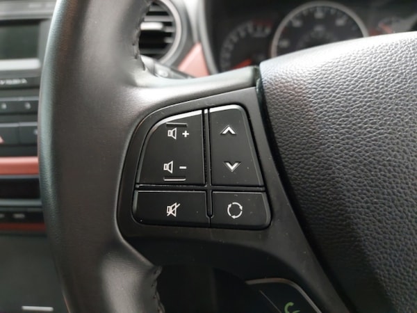 Used Hyundai i10 2017 for sale - 75686872: Photo 16