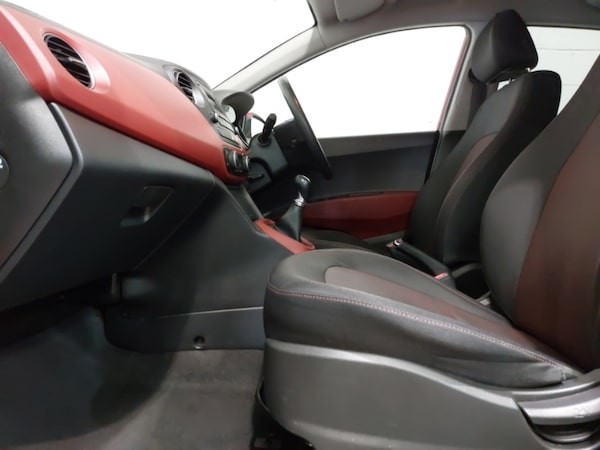 Used Hyundai i10 2017 for sale - 75686872: Photo 5