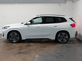Used BMW iX1 2023 for sale - 76135217: Photo