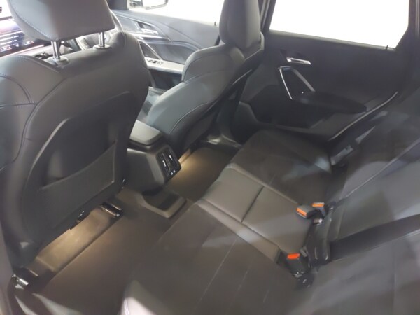 Used BMW iX1 2023 for sale - 76135217: Photo 6
