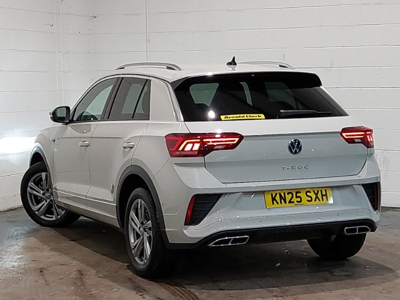 Used Volkswagen T-Roc 2025 for sale - 76947268: Photo 3