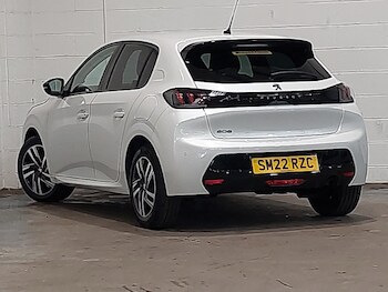 Used Peugeot 208 2022 for sale - 77393023: Photo