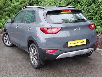Used Kia Stonic 2023 for sale - 75664061: Photo