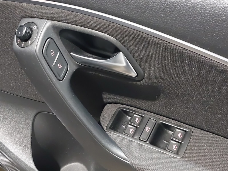 Used Volkswagen Polo 2017 for sale - 77209501: Photo 12