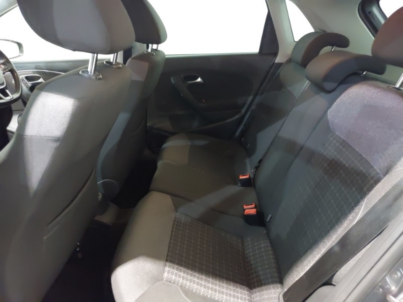 Used Volkswagen Polo 2017 for sale - 77209501: Photo 6