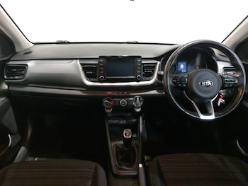 Used Kia Stonic 2018 for sale - 78916955: Photo