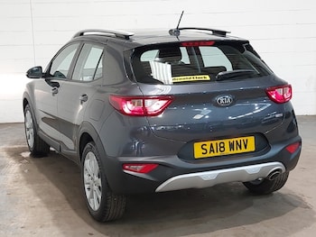 Used Kia Stonic 2018 for sale - 78916955: Photo