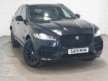 Used Jaguar F-Pace 2019 for sale - 78203406: Photo