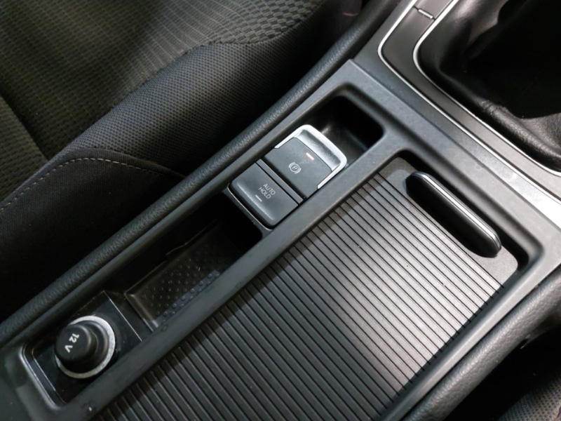 Used Volkswagen Golf 2018 for sale - 76571750: Photo 19