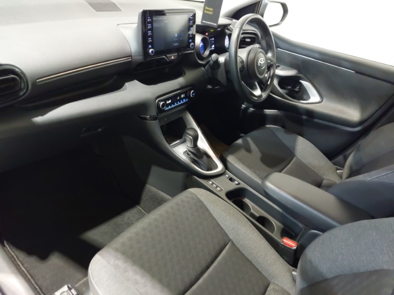 Used Toyota Yaris 2021 for sale - 76987298: Photo 5