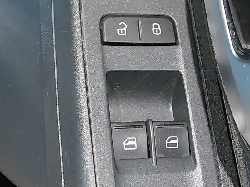 Used Volkswagen up! 2018 for sale - 76947266: Photo 10