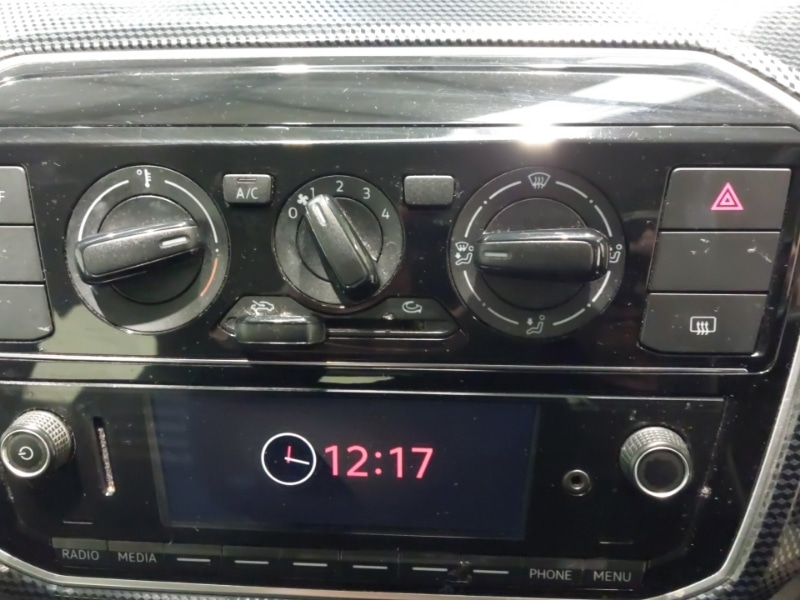 Used Volkswagen up! 2018 for sale - 76947266: Photo 14